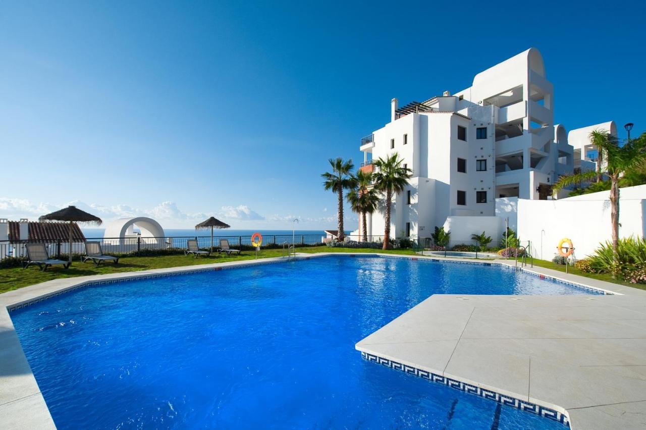 Amplio Apartamento De 2 Dormitorios Vista Mar Lateral Torrox Exterior foto